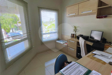 Apresento essa belíssima casa no Condomínio Delle Stelle - Louveira SP