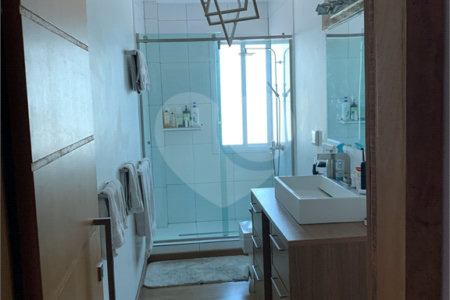 Apartamento à venda ou para alugar com 2 quartos em Santa Efigênia, São Paulo, SP