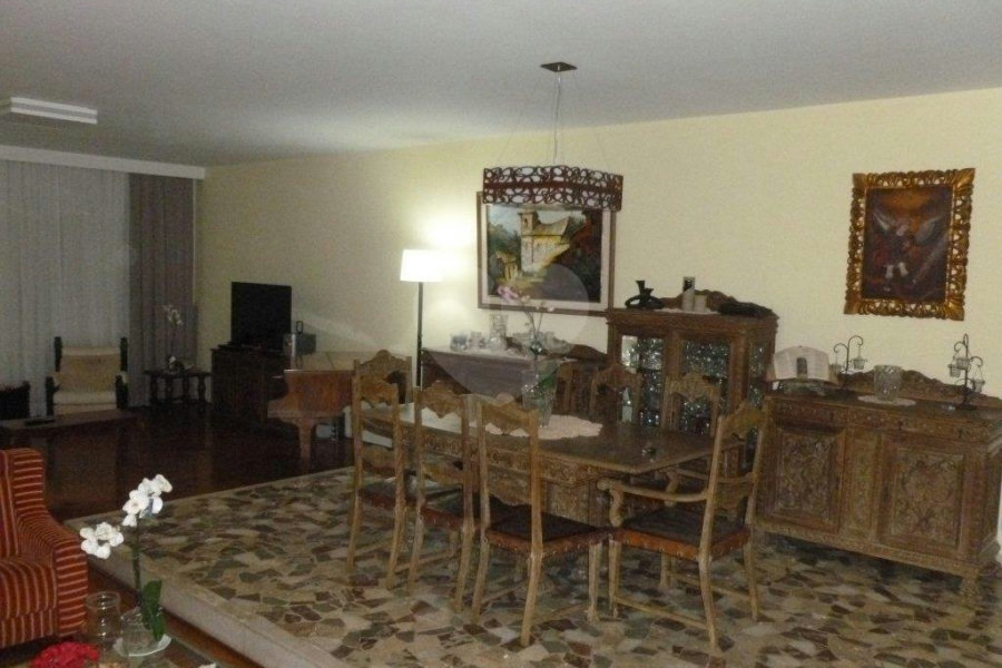 Casa Térrea à venda com 4 quartos, sendo 1 suíte, em Tremembé, São Paulo, SP