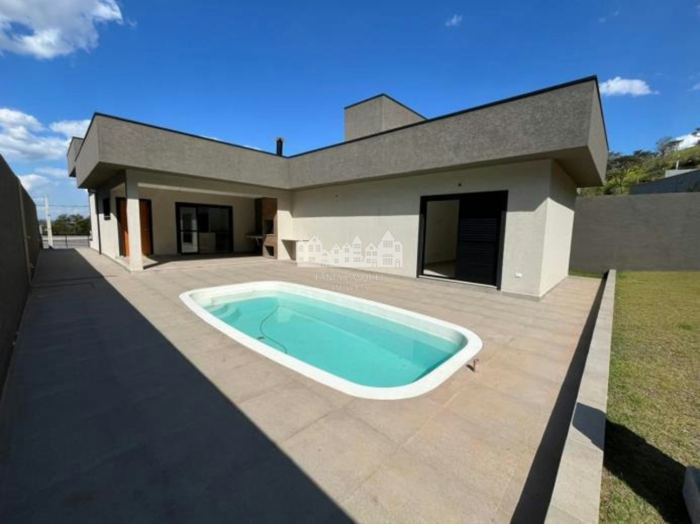 Casa à venda com 3 suítes em Loteamento Residencial Boa Vista, Atibaia, SP