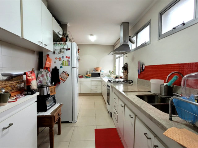 Apartamento à venda com 3 quartos, sendo 1 suíte,  em Planalto Paulista, São Paulo, SP