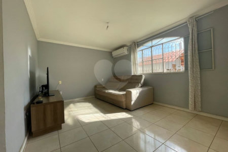 Casa à venda com 4 quartos em Santa Cruz, Rio de Janeiro, RJ
