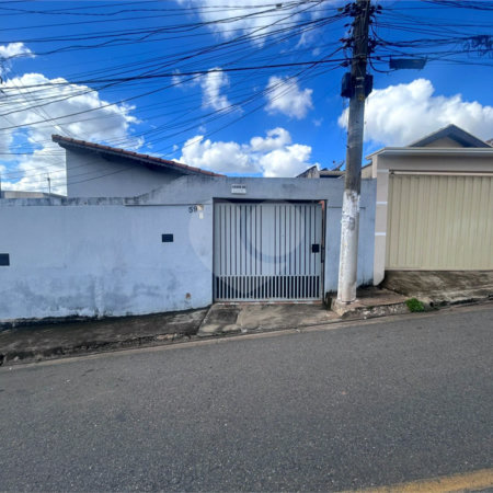 Casa à venda com 4 quartos no Centro, Tatuí, SP