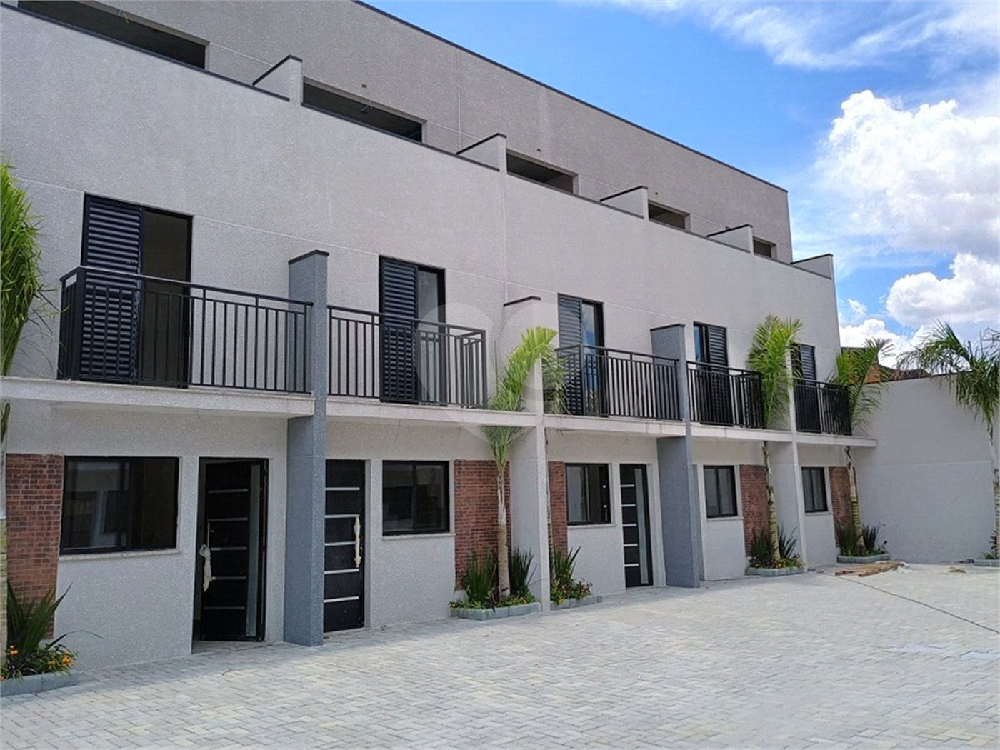 Casa à venda com 2 quartos no condomínio Vila Davos 2, São Paulo - SP