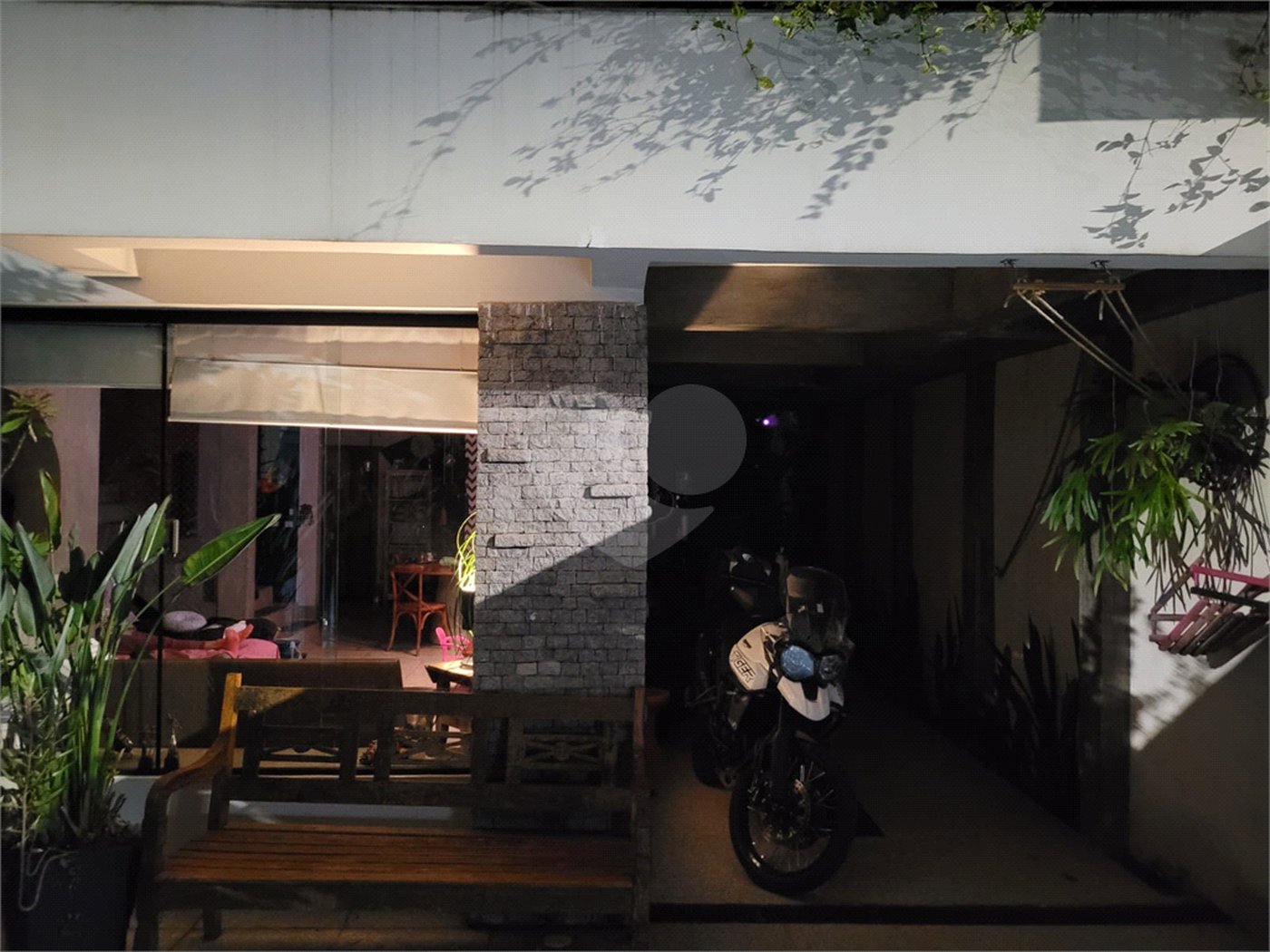 Casa à venda com 3 quartos, sendo 2 suítes, em Vila Mariana, São Paulo, SP