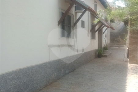 Casa à venda com 3 quartos, sendo 1 suíte, no condomínio Acmti - Colinas do Mosteiro, Terras de Itaici e Recanto dos Pássaros, Indaiatuba - SP