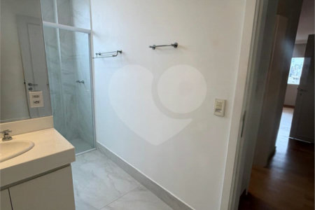 Apartamento para alugar com 3 suítes em Itaim Bibi, São Paulo, SP