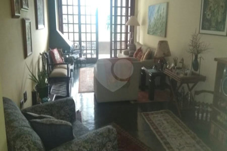 Casa à venda com 3 suítes em Jardim Olympia, São Paulo, SP