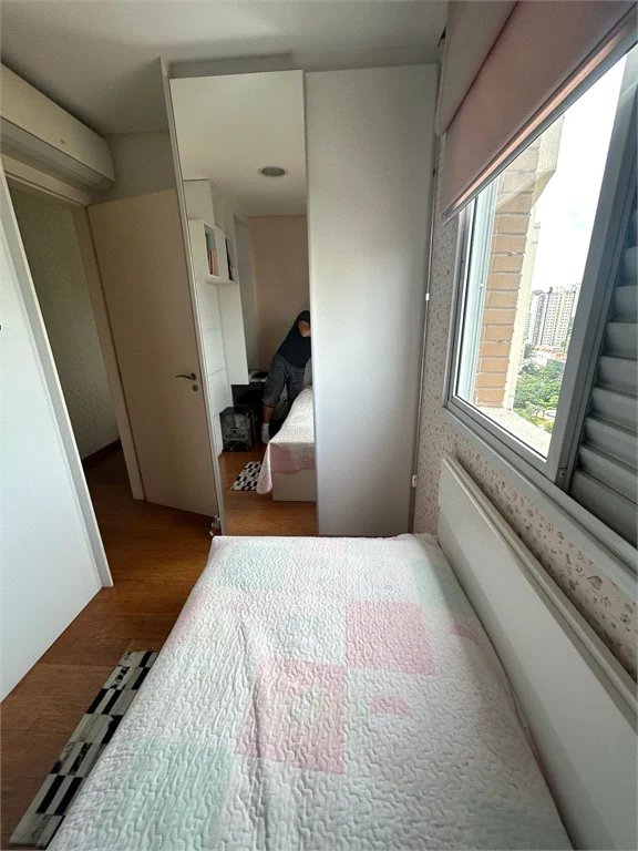 Apartamento à venda com 2 quartos, sendo 1 suíte,  em Vila Romana, São Paulo, SP