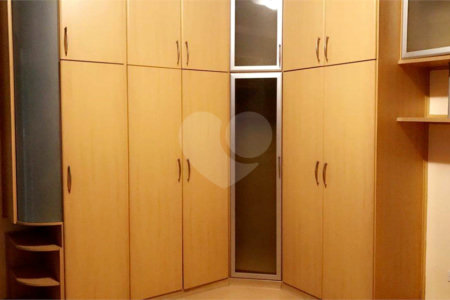 Casa Térrea à venda com 3 quartos, sendo 2 suítes,  em Vila Avaí, Indaiatuba, SP