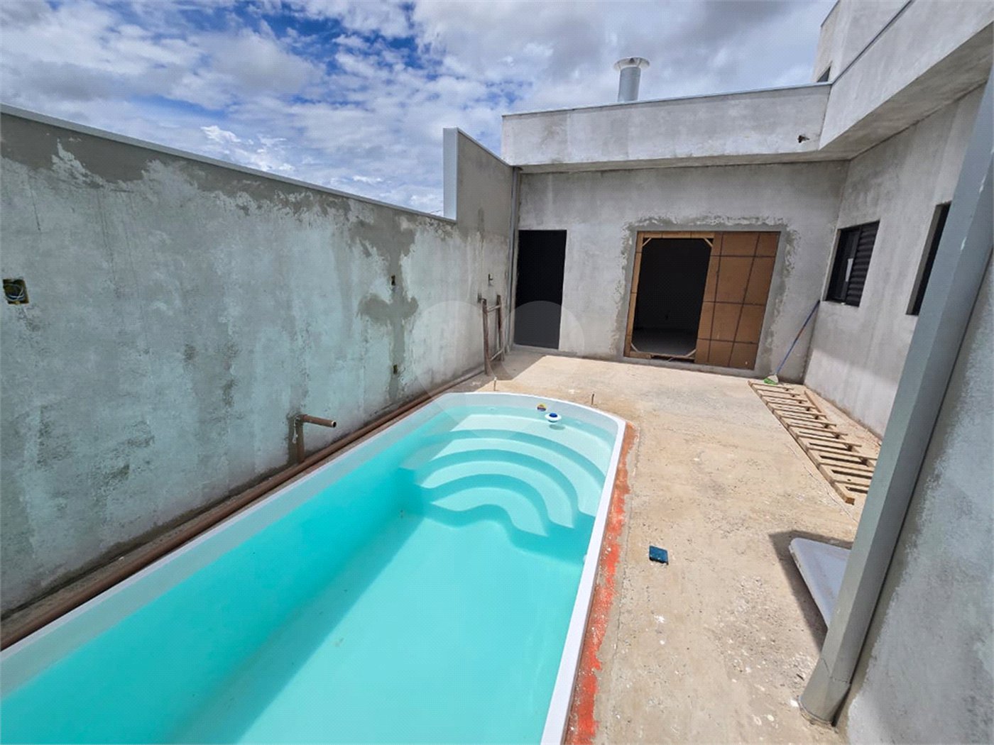 Casa à venda com 3 quartos, sendo 1 suíte,  em Jardim Cruzeiro do Sul, Itapetininga, SP