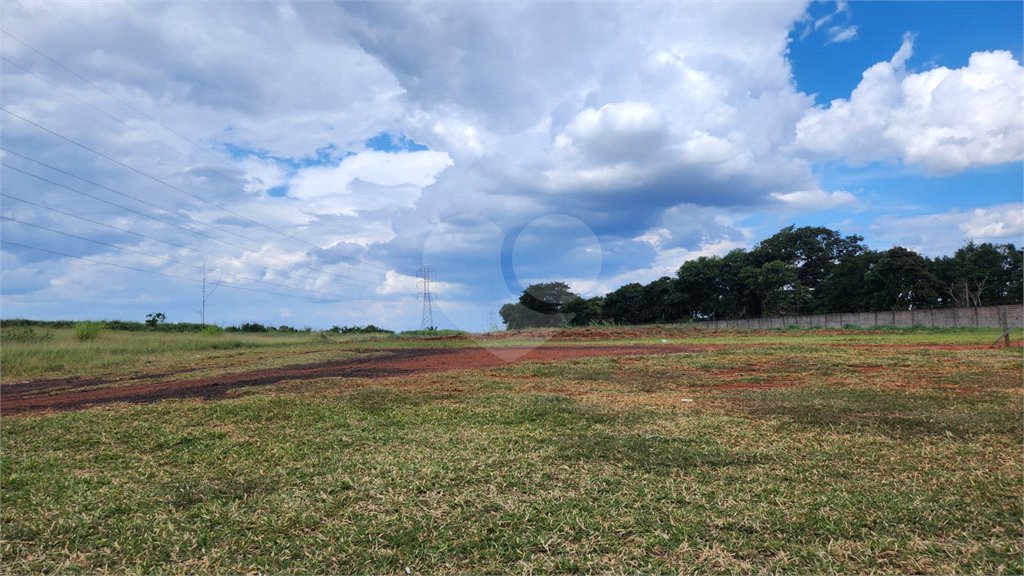 Área de Terra à venda em Jardim Botânico, Araraquara, SP