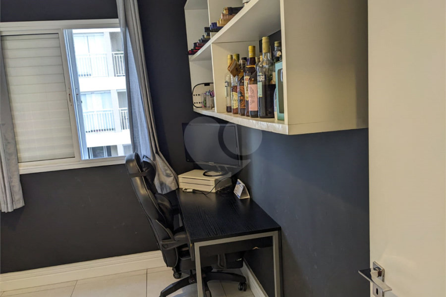 Apartamento à venda com 2 quartos, sendo 1 suíte,  em Jardim Rosa de Franca, Guarulhos, SP