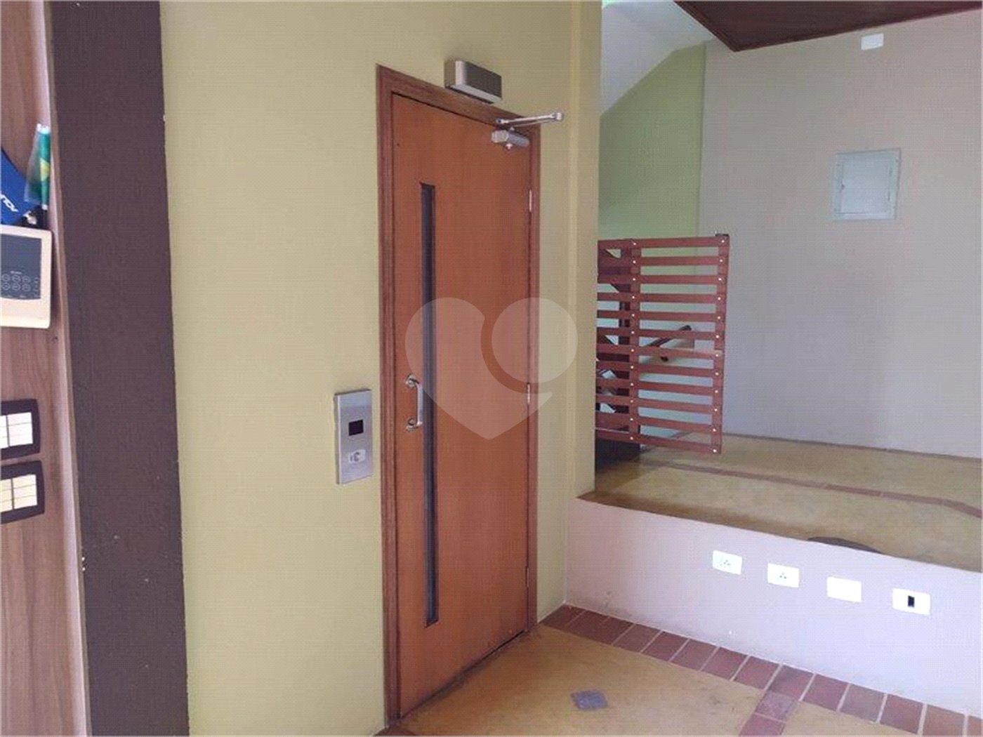 Casa à venda com 4 suítes no condomínio Parque Imperial, Mairiporã - SP