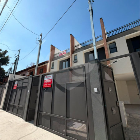 Sobrado à venda com 3 quartos, sendo 1 suíte, em Sítio da Figueira, São Paulo, SP