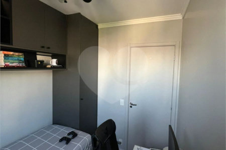 Apartamento à venda com 3 quartos, sendo 1 suíte,  em Super Quadra Morumbi, São Paulo, SP