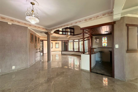 Sobrado à venda ou para alugar com 5 quartos, sendo 1 suíte, em Jardim Eltonville, Sorocaba, SP