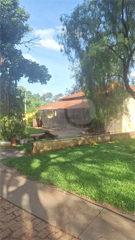 Chácara à venda com 3 quartos, sendo 1 suíte, em Chácara Flora Araraquara, Araraquara, SP