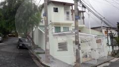 Sobrado à venda com 3 suítes em Vila Nivi, São Paulo, SP