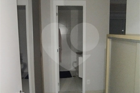 Apartamento à venda ou para alugar com 3 suítes em Vila Anastácio, São Paulo, SP