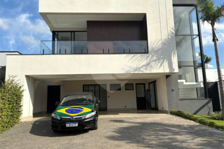 Casa à venda com 3 suítes no condomínio Alphaville Castello, Itu - SP