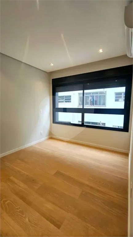 Apartamento para alugar com 3 quartos, sendo 1 suíte,  em Sumaré, São Paulo, SP