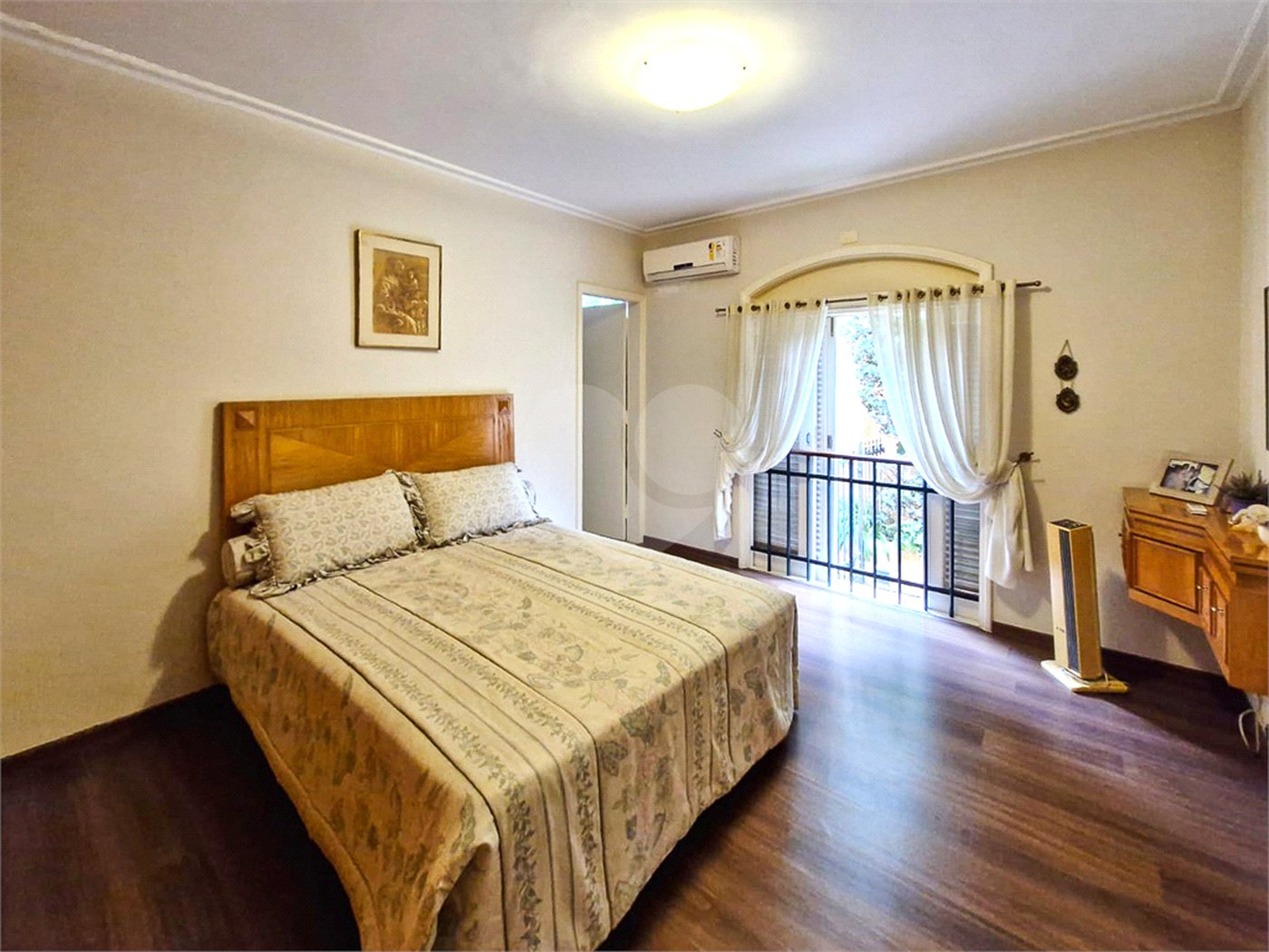 Casa à venda ou para alugar com 4 suítes em Alto da Boa Vista, São Paulo, SP