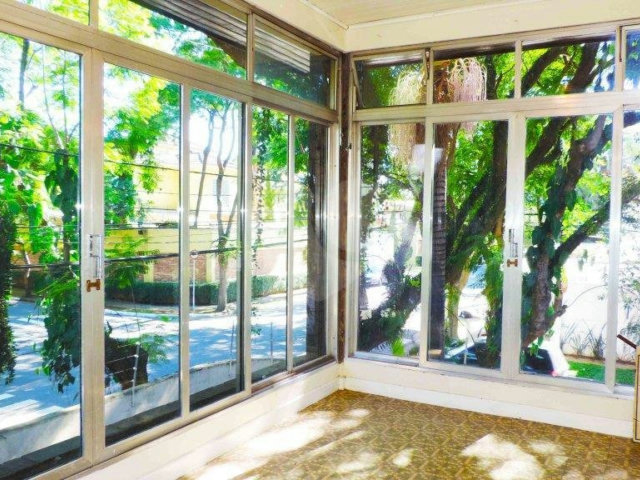 Sobrado à venda com 3 quartos, sendo 1 suíte,  em Brooklin Velho, São Paulo, SP