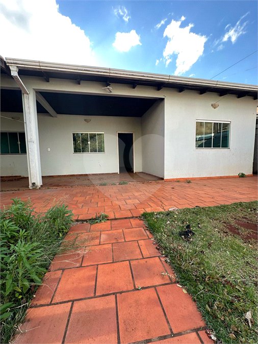 Casa à venda com 2 quartos em Jardim das Rosas, Ponta Porã, MS