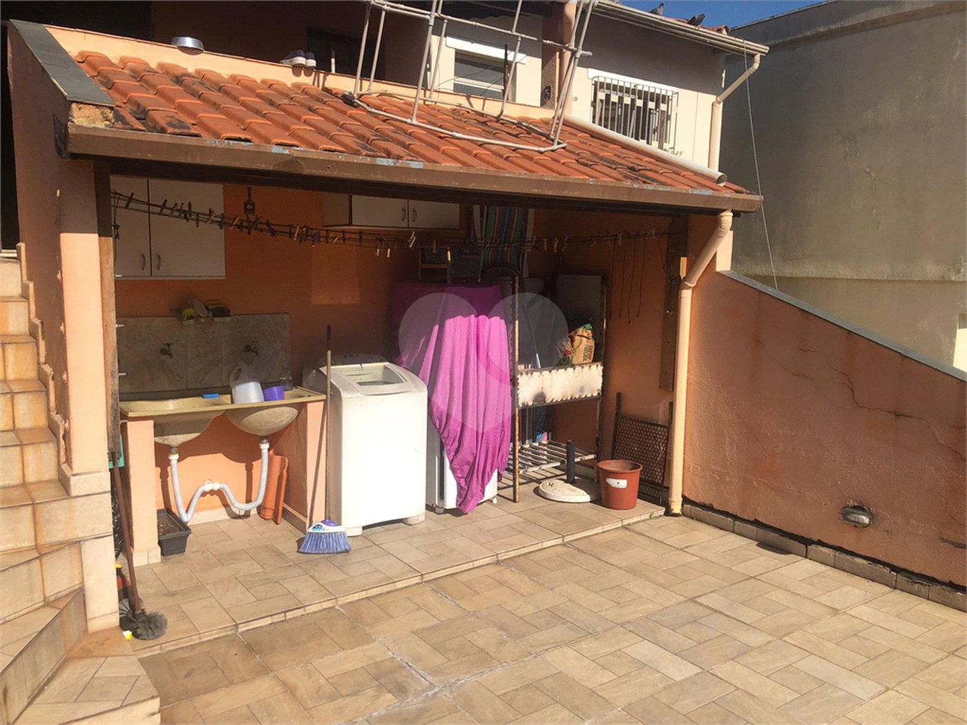 Sobrado à venda com 4 quartos, sendo 1 suíte, em Sumaré, São Paulo, SP