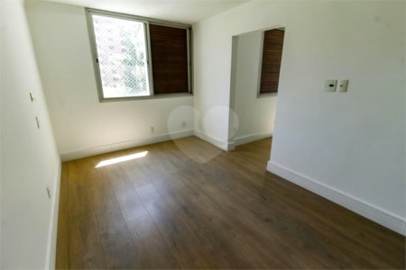 Apartamento à venda com 3 quartos, sendo 2 suítes, em Vila Andrade, São Paulo, SP