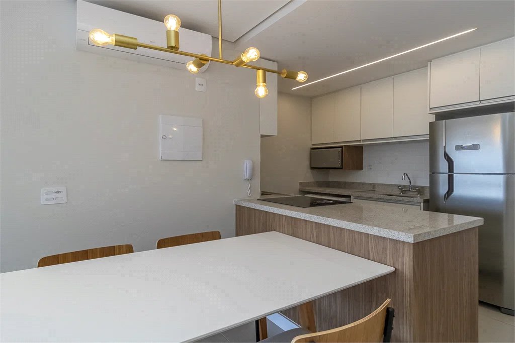 Apartamento à venda com 1 quarto em Vila Cordeiro, São Paulo, SP