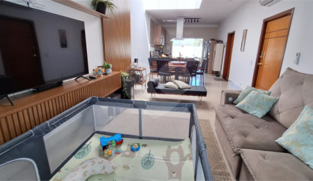 Casa à venda com 3 quartos, sendo 1 suíte,  em Pinheirinho, Vinhedo, SP