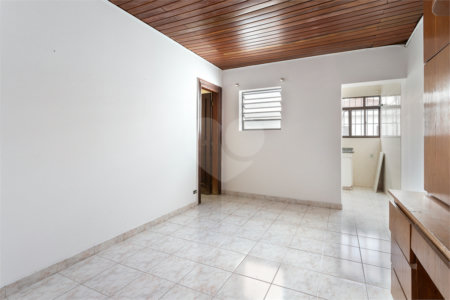 Casa à venda com 4 quartos, sendo 3 suítes, em Vila Mariana, São Paulo, SP