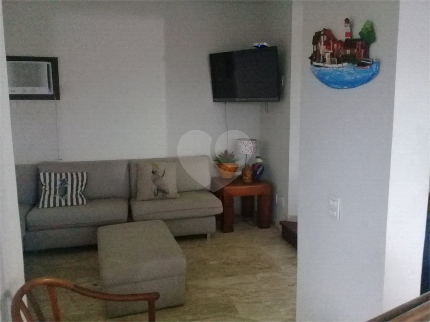 Triplex à venda ou para alugar com 4 suítes em Enseada, Guarujá, SP