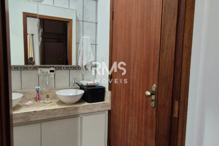 Casa à venda com 4 quartos, sendo 1 suíte,  em Villarejo Sopé da Serra (Vilarejo), Cabreúva, SP