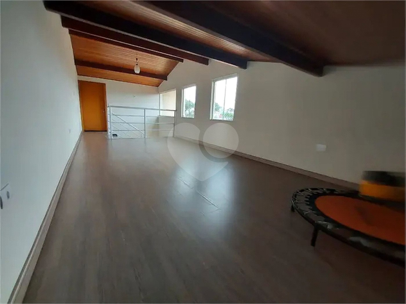 Sobrado à venda com 3 quartos, sendo 1 suíte, em Vila Laís, São Paulo, SP