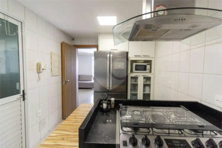 Apartamento à venda com 3 quartos, sendo 2 suítes, em Brooklin Paulista, São Paulo, SP