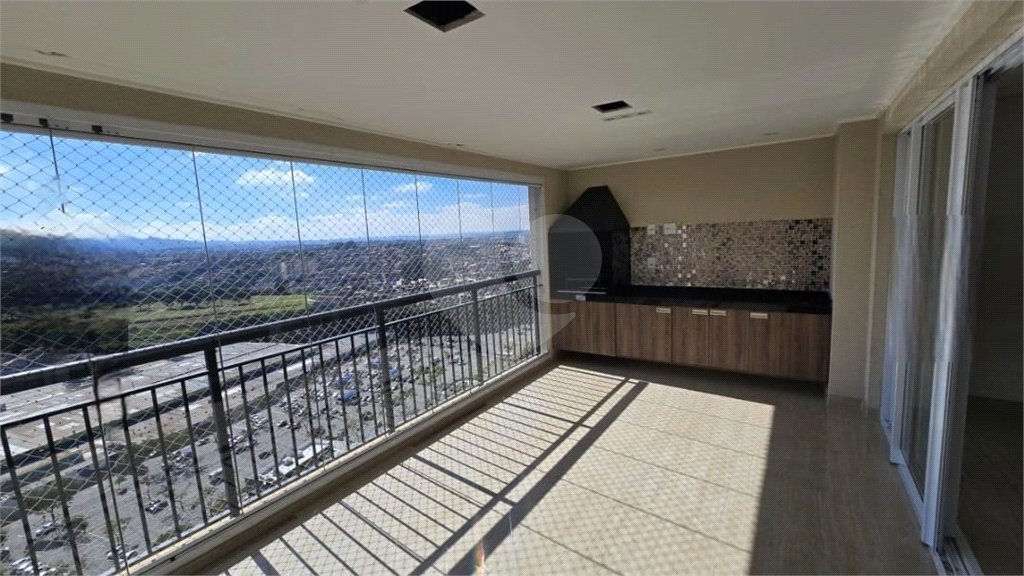 Apartamento à venda com 3 suítes em Jardim Flor da Montanha, Guarulhos, SP