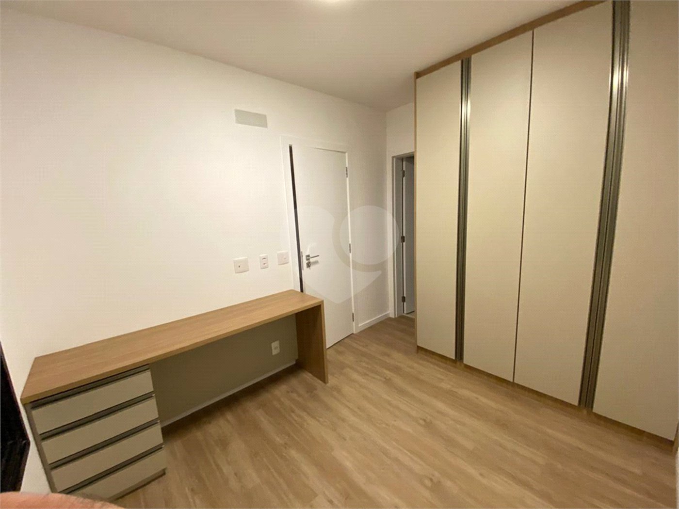 Apartamento com 89m² com 2 suites 2 vagas na Vila Mariana Condominio repleto de lazer. Aceita e estuda Permuta.