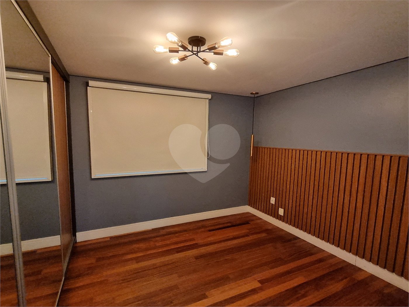 Apartamento à venda com 2 quartos, sendo 1 suíte, em Santa Teresinha, São Paulo, SP