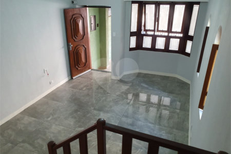 Casa em condomínio à venda com 4 quartos, sendo 1 suíte, em Santana, São Paulo, SP