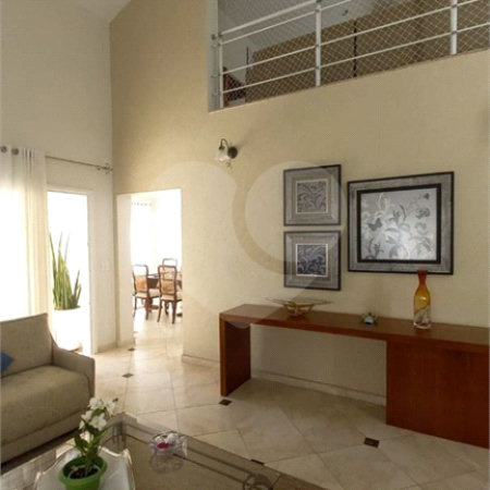 Casa à venda com 3 suítes no condomínio Residencial Parque Arco-íris, Atibaia - SP