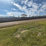 Chácara com 3 dormitórios à venda, 1200 m² por R$ 870.000,00 - Condomínio Ninho Verde II - Pardinho/SP