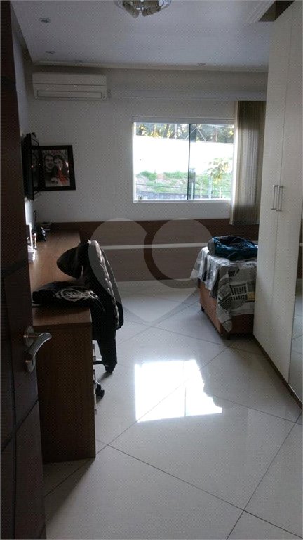 Casa à venda com 4 quartos, sendo 1 suíte, em Sacomã, São Paulo, SP