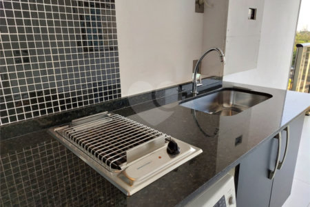 Apartamento à venda com 2 quartos, sendo 1 suíte, em Jardim das Acácias, São Paulo, SP