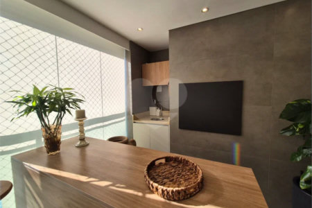 Apartamento à venda com 3 suítes em Vila Mascote, São Paulo, SP