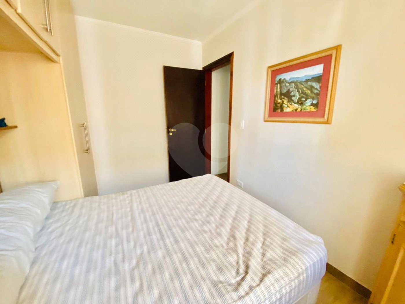 Sobrado à venda com 3 quartos, sendo 1 suíte, em Tremembé, São Paulo, SP