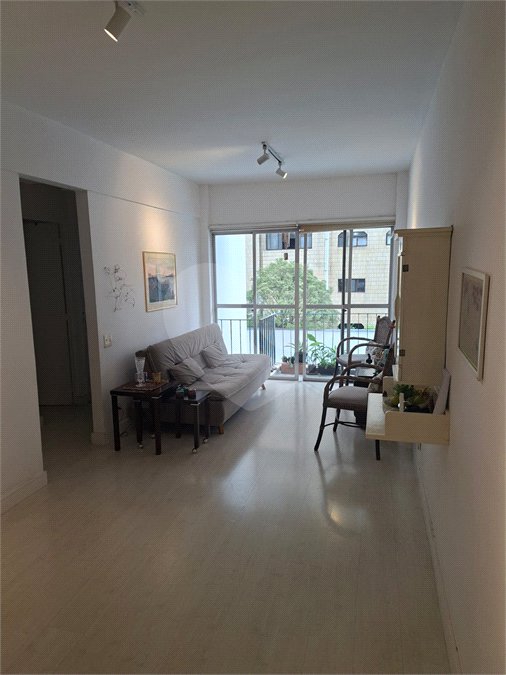 Apartamento à venda com 2 quartos, sendo 1 suíte,  em Itaim Bibi, São Paulo, SP