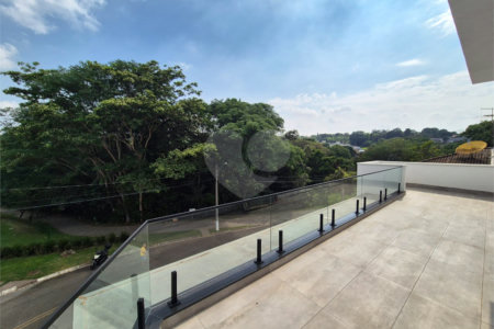 Casa à venda com 3 suítes no condomínio Terras de São Francisco, Vinhedo - SP